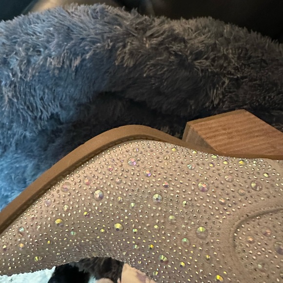 Rhinestone bling boots from Buckle size 9.5 - Picture 4 of 4